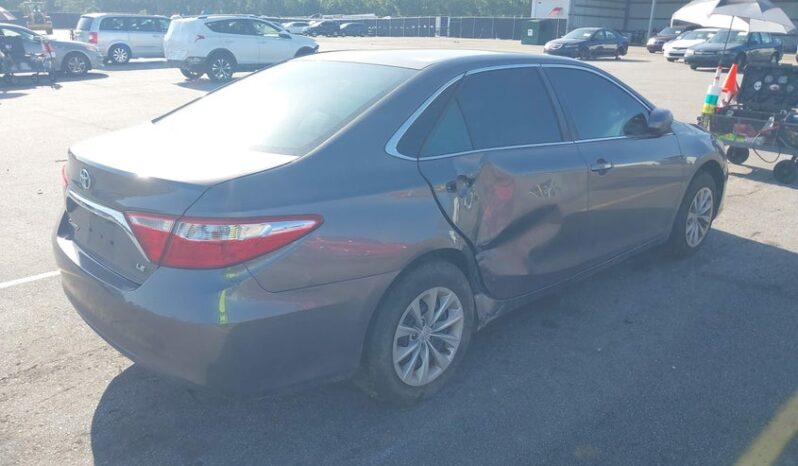 
								2015 Toyota Camry full									