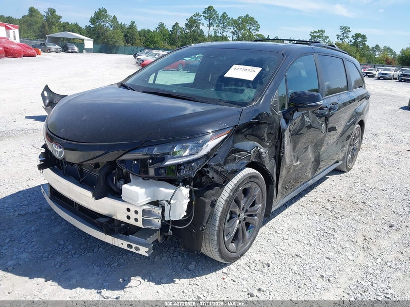 2025 Toyota Sienna