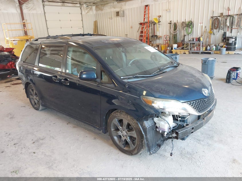 2012 Toyota Sienna