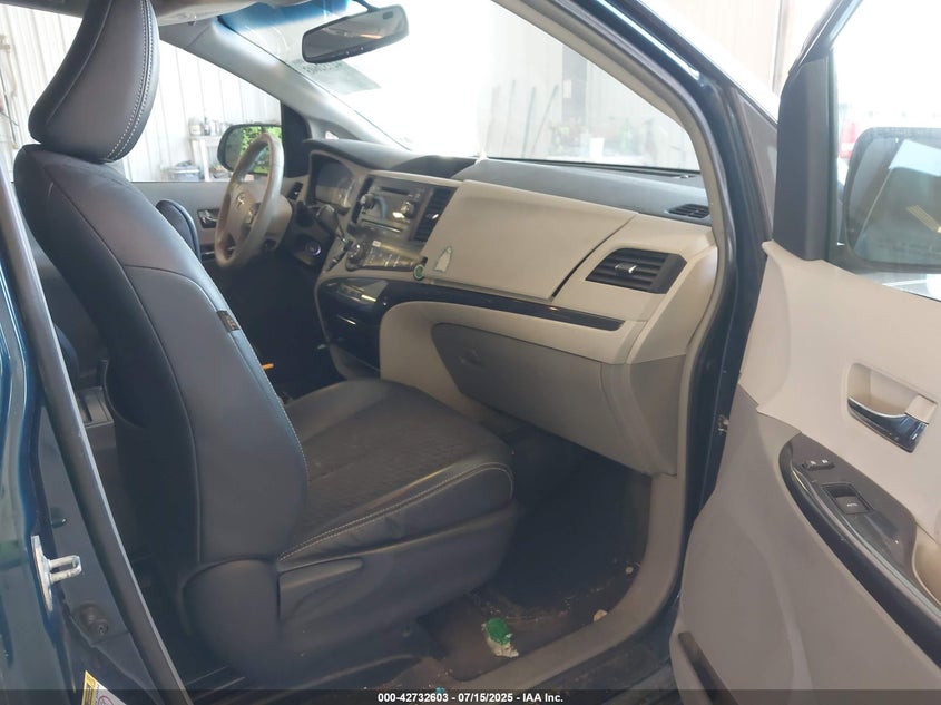 2012 Toyota Sienna