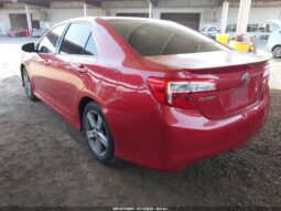 
										2012 Toyota Camry full									