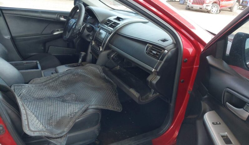 
								2012 Toyota Camry full									