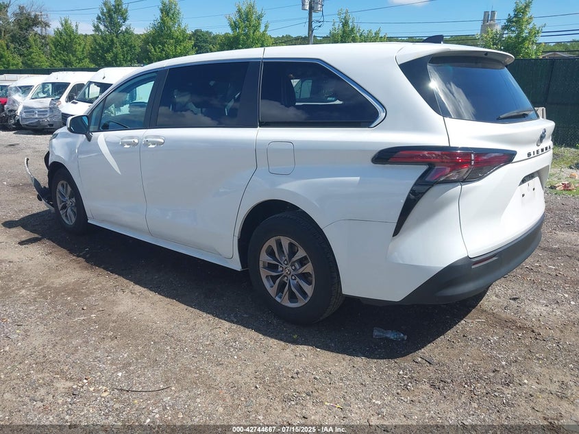 2022 Toyota Sienna