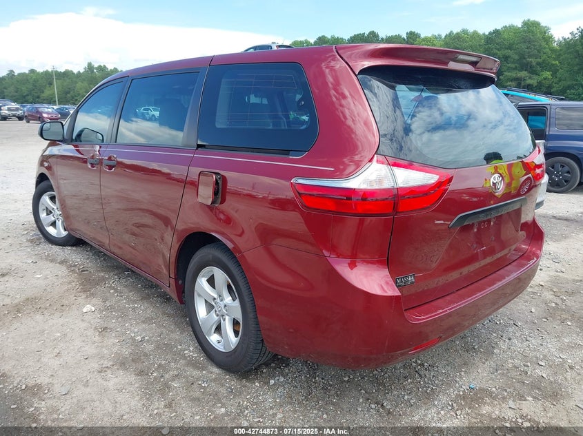 2016 Toyota Sienna
