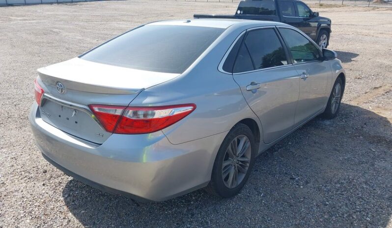 
								2015 Toyota Camry full									