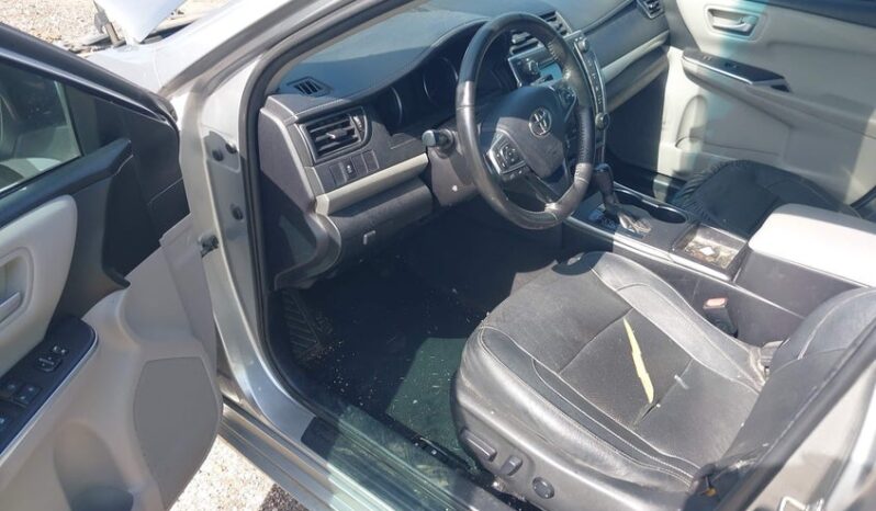 
								2015 Toyota Camry full									
