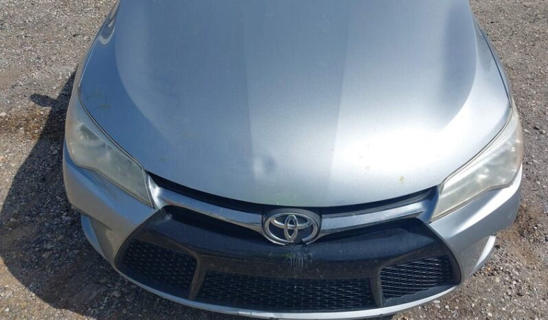
								2015 Toyota Camry full									