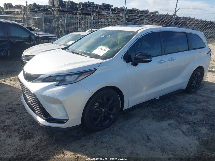 2023 Toyota Sienna
