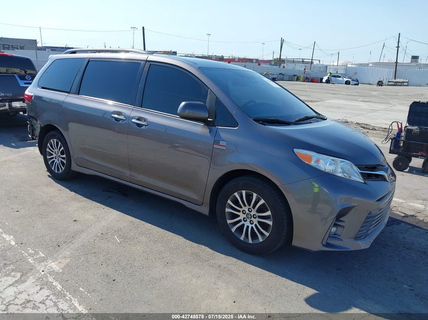 2018 Toyota Sienna