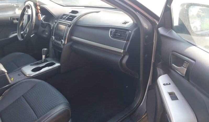 
								2013 Toyota Camry full									