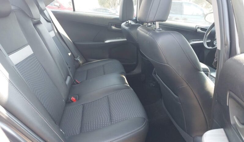 
								2013 Toyota Camry full									