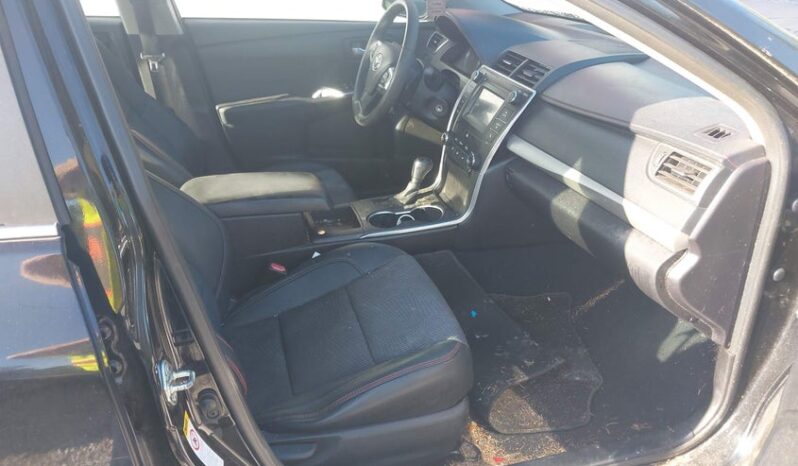 
								2016 Toyota Camry full									