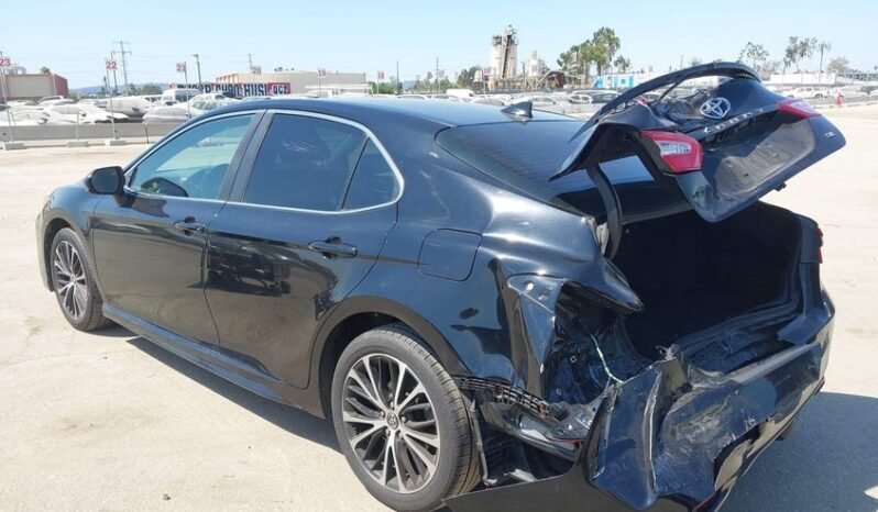 
								2019 Toyota Camry full									