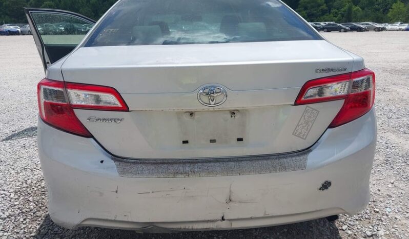 
								2012 Toyota Camry full									