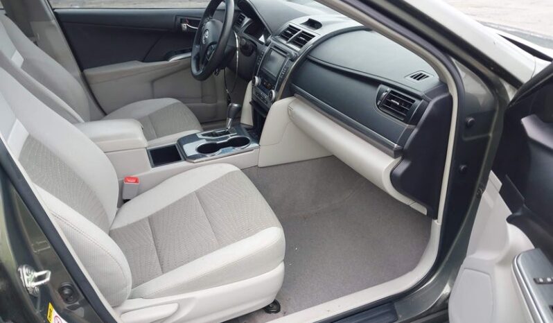 
								2014 Toyota Camry full									