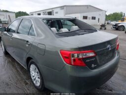 
										2014 Toyota Camry full									