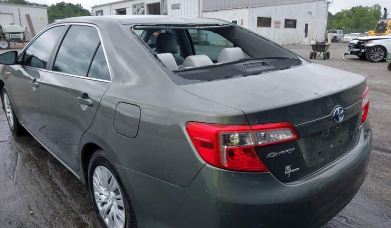 
								2014 Toyota Camry full									
