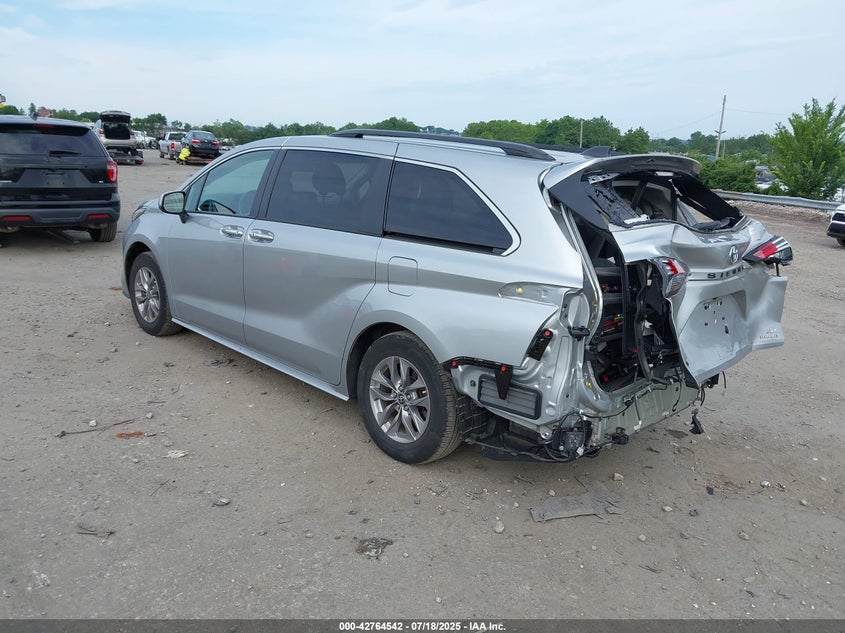 2022 Toyota Sienna