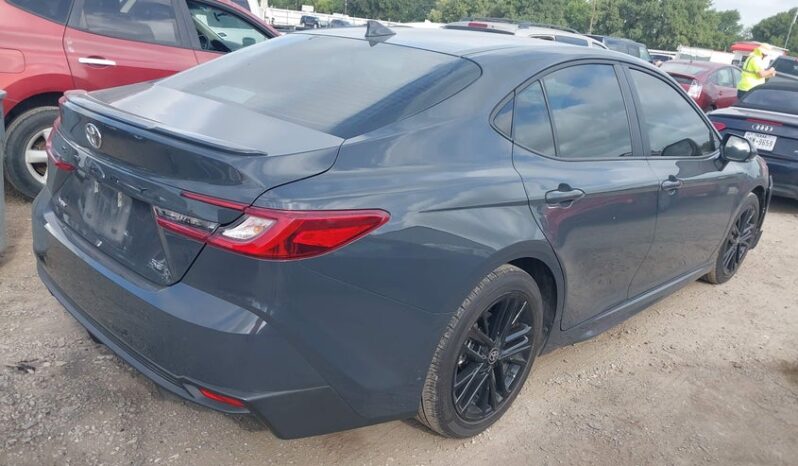 
								2025 Toyota Camry full									