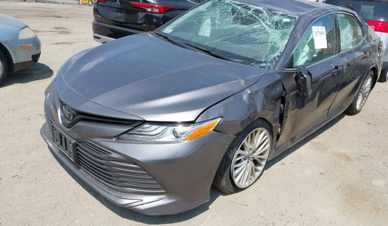 
								2019 Toyota Camry full									