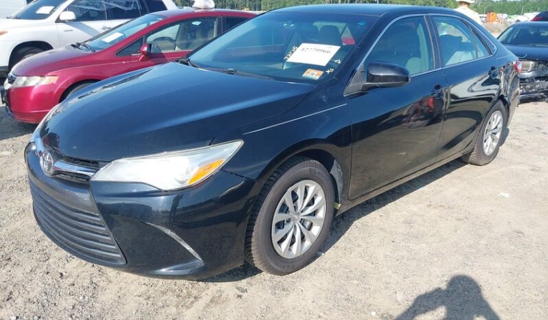
								2015 Toyota Camry full									