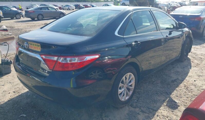 
								2015 Toyota Camry full									