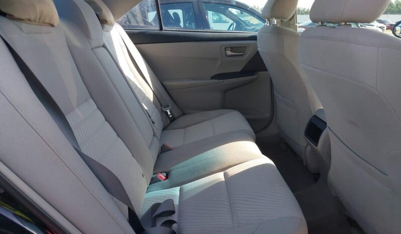 
								2015 Toyota Camry full									