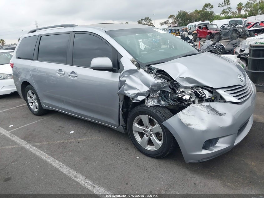 2015 Toyota Sienna