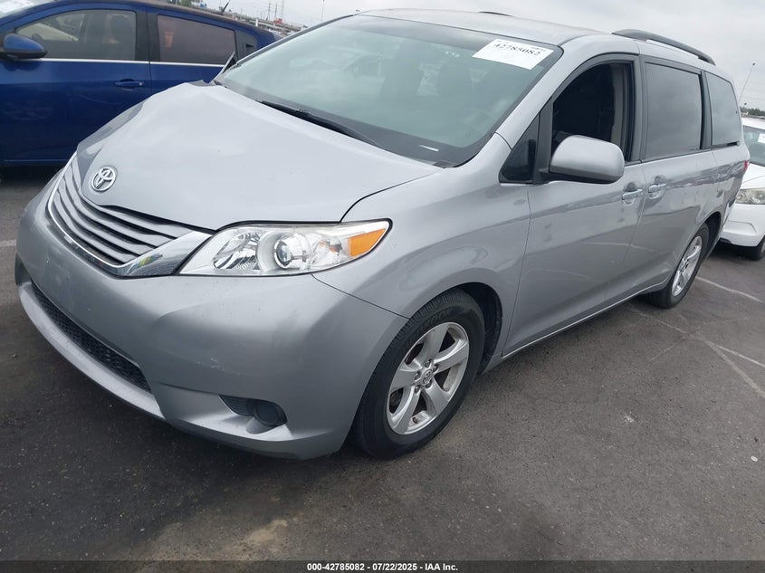 2015 Toyota Sienna