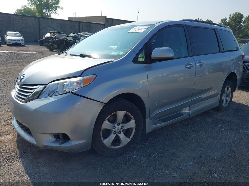 2017 Toyota Sienna