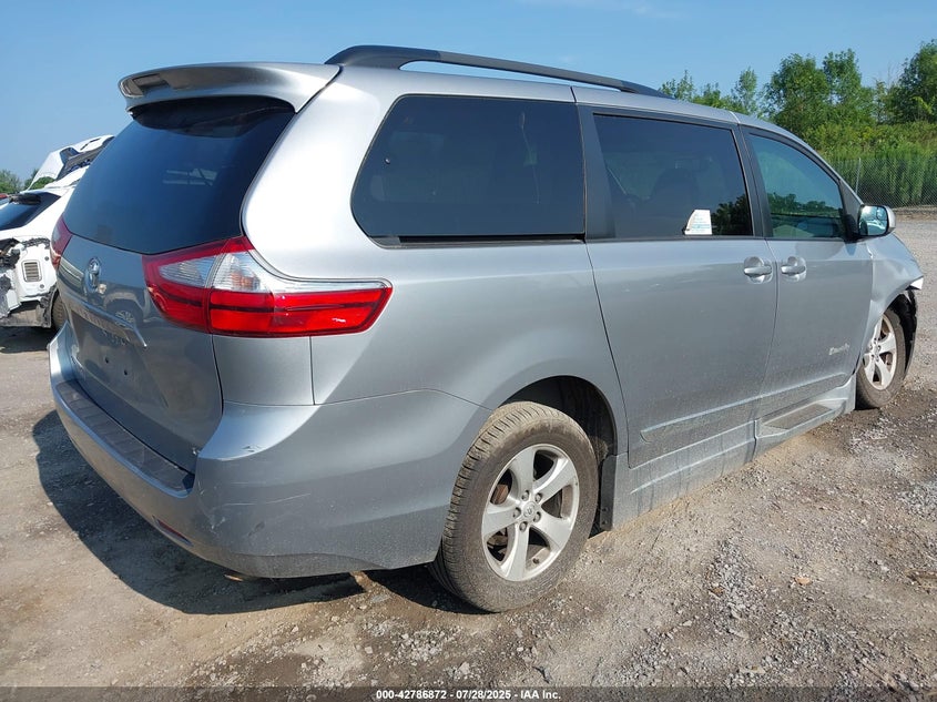 2017 Toyota Sienna