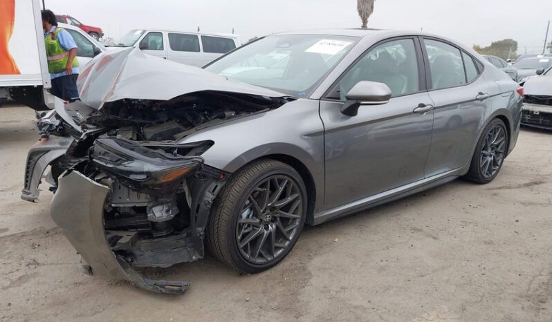 
								2025 Toyota Camry full									