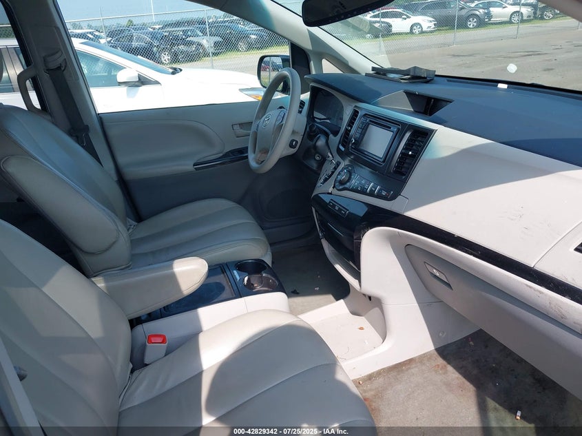 2014 Toyota Sienna