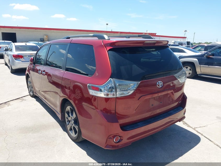 2014 Toyota Sienna