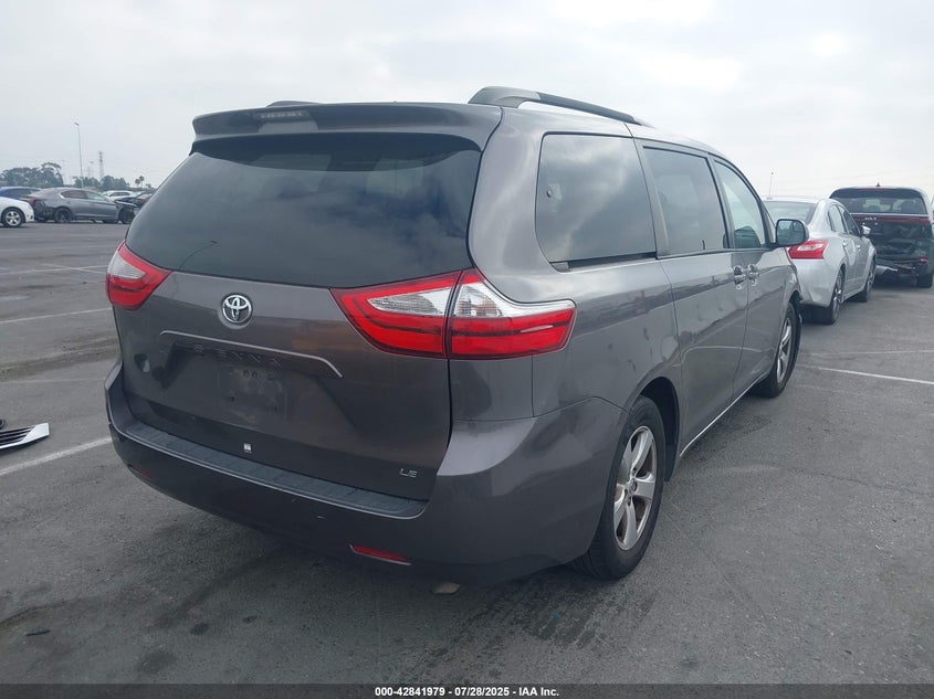 2015 Toyota Sienna
