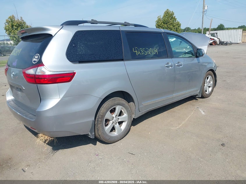 2017 Toyota Sienna