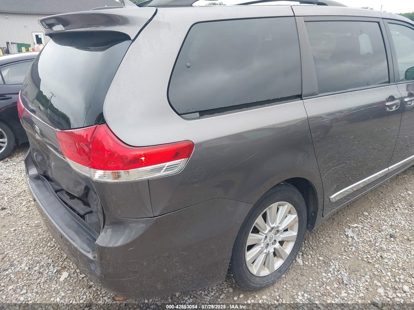 2012 Toyota Sienna