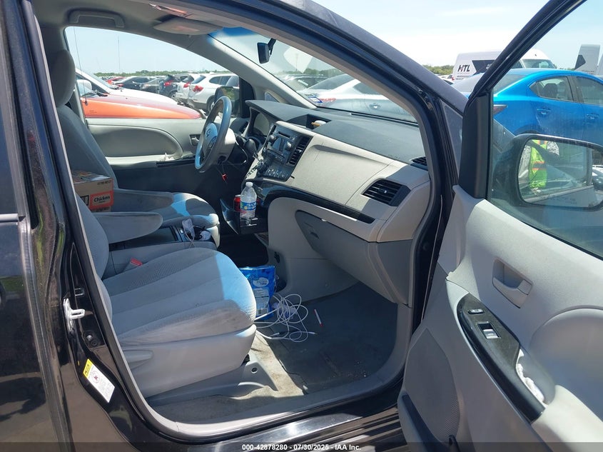 2013 Toyota Sienna