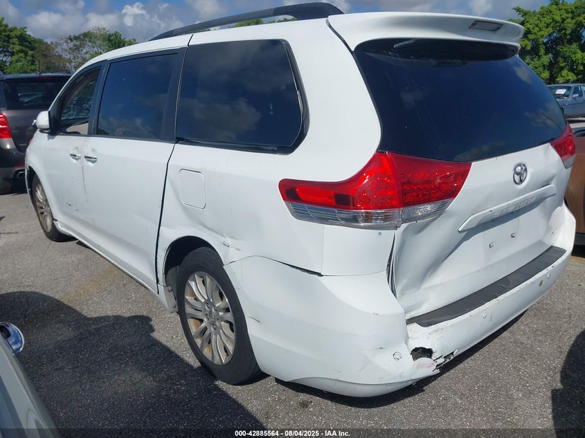 2014 Toyota Sienna