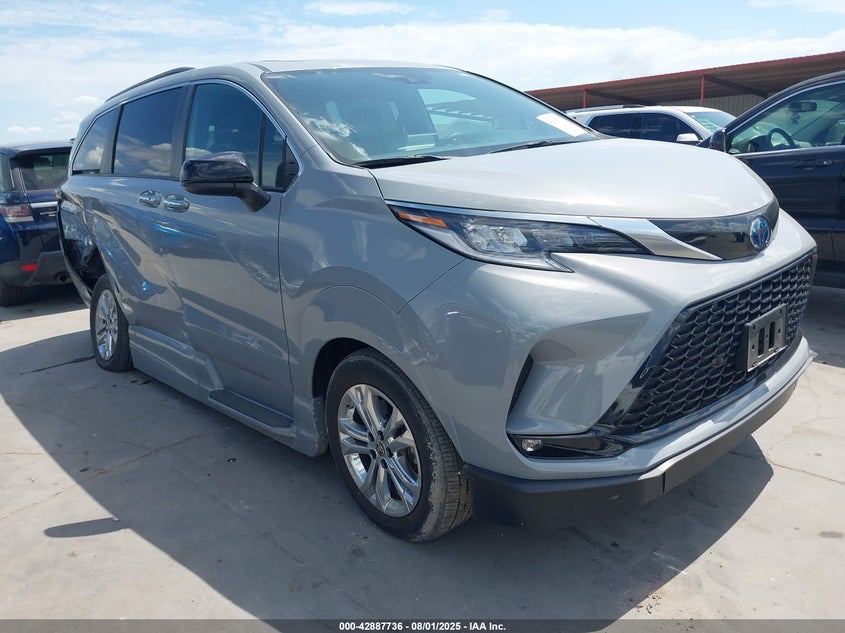 2023 Toyota Sienna