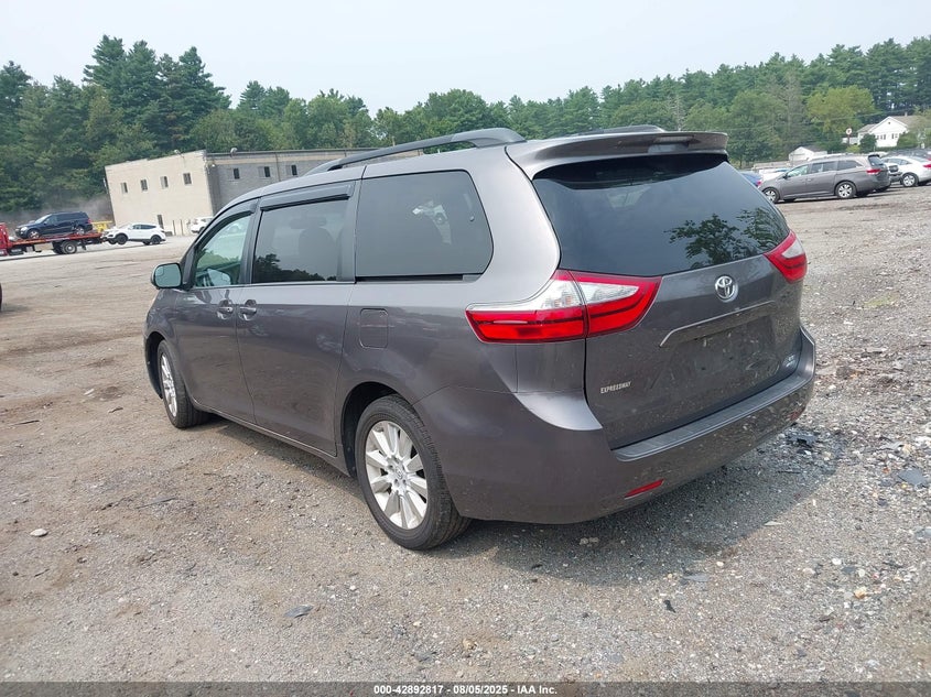 2015 Toyota Sienna