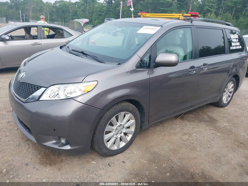 2013 Toyota Sienna