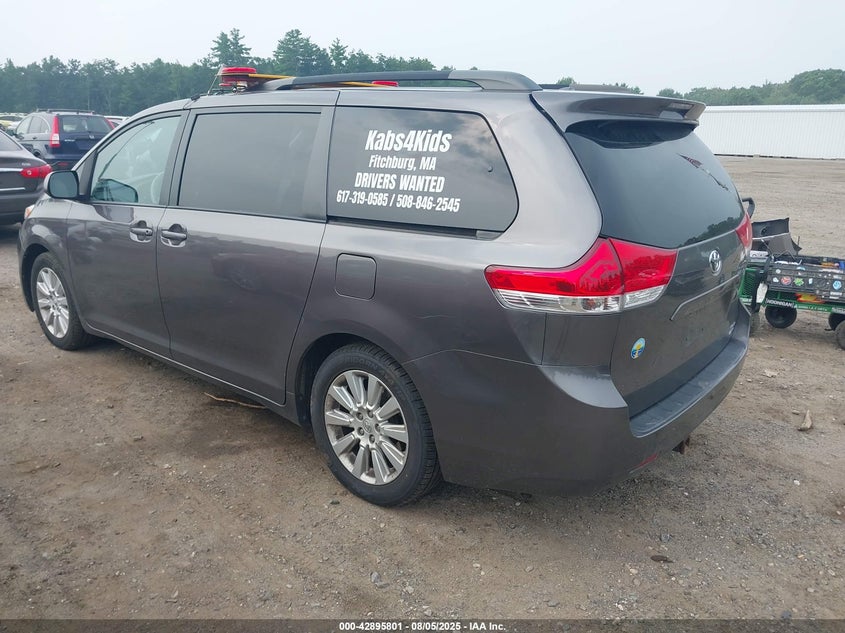 2013 Toyota Sienna