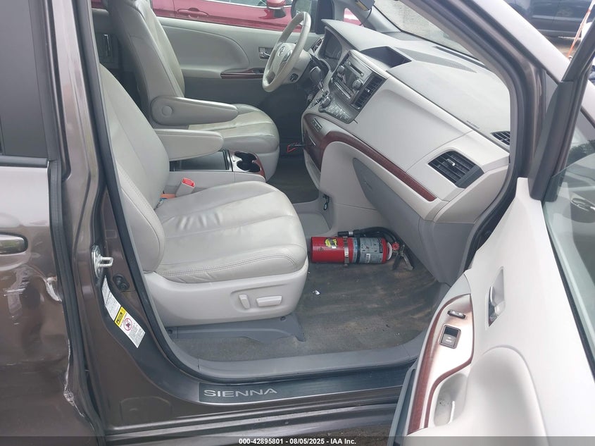 2013 Toyota Sienna