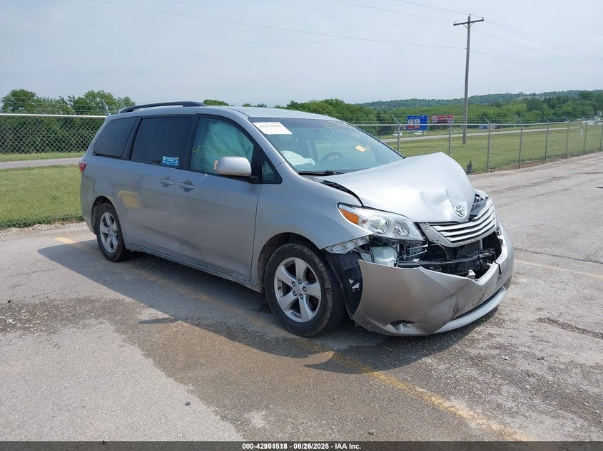 2015 Toyota Sienna