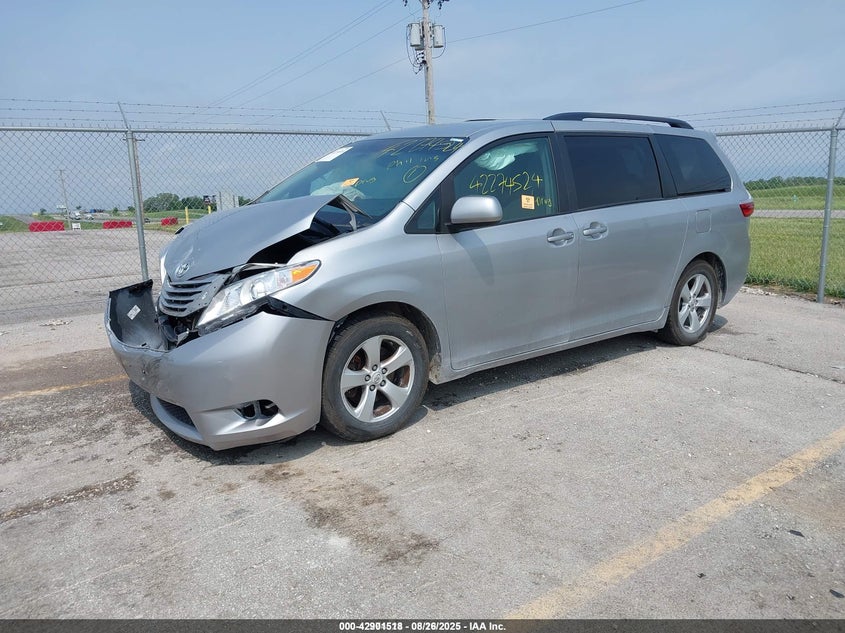 2015 Toyota Sienna