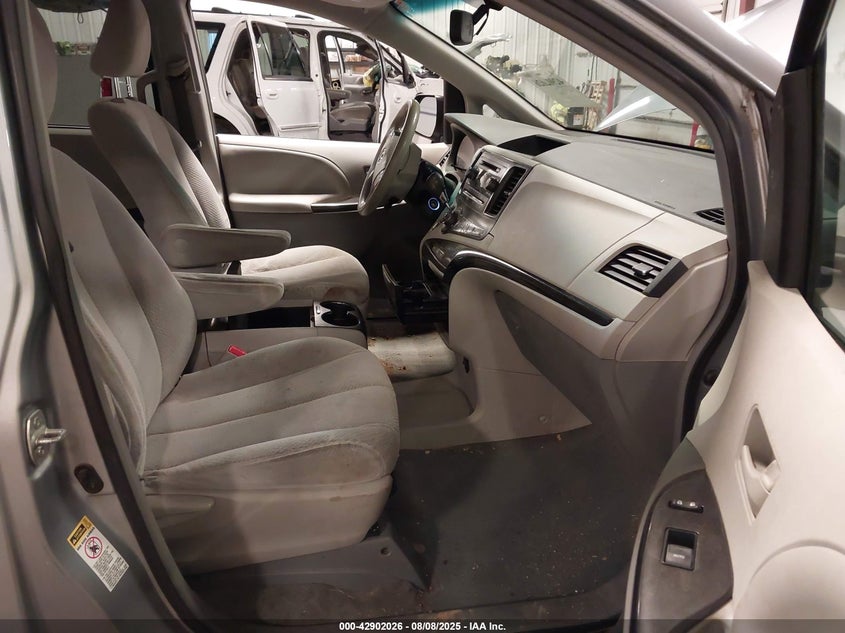2014 Toyota Sienna