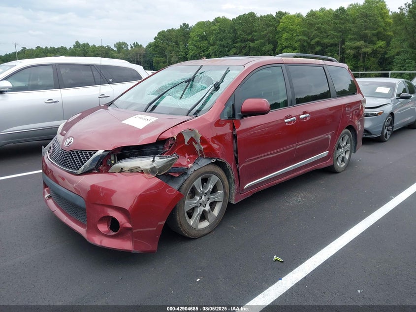 2013 Toyota Sienna