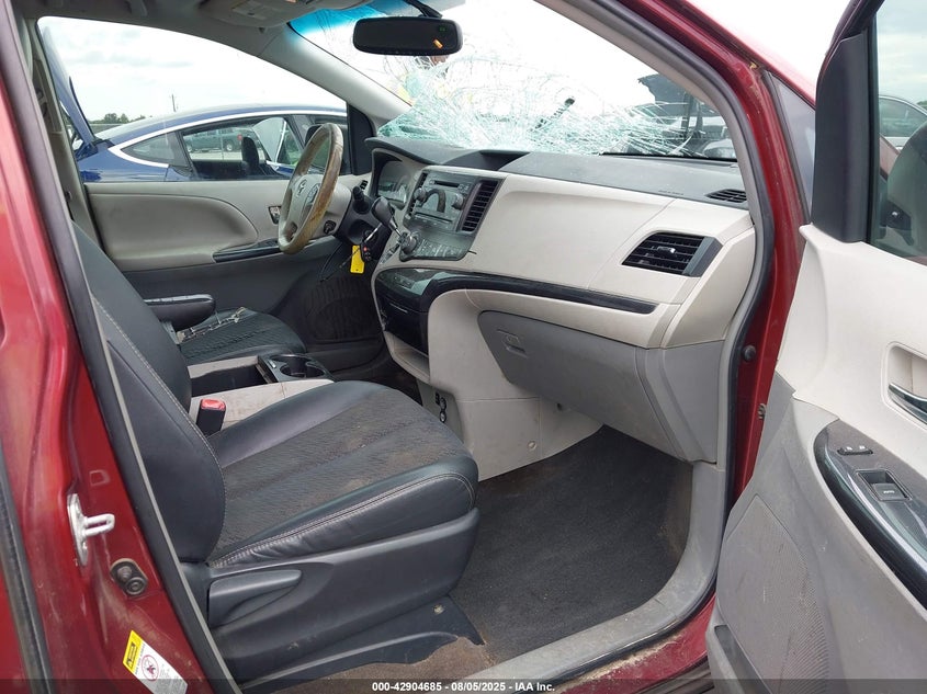 2013 Toyota Sienna