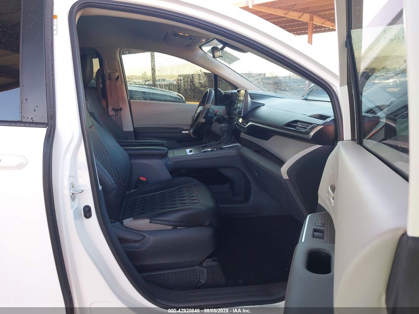 2023 Toyota Sienna